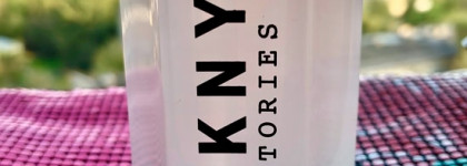 А какой будет Ваша истоpия? С DKNY Stories - точно сладкой