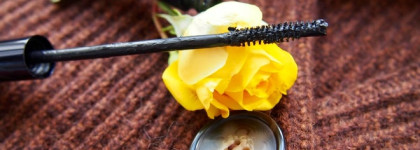 Новинка от Estée Lauder - тушь для ресниц Sumptuous Rebel+ Lift Mascara с ультратонкой щеточкой в оттенке Black