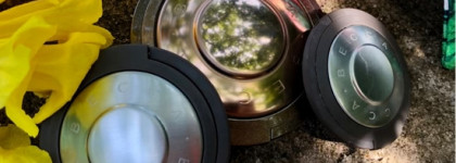 Летний макияж с продуктами для лица Becca: румяна и хайлайтер