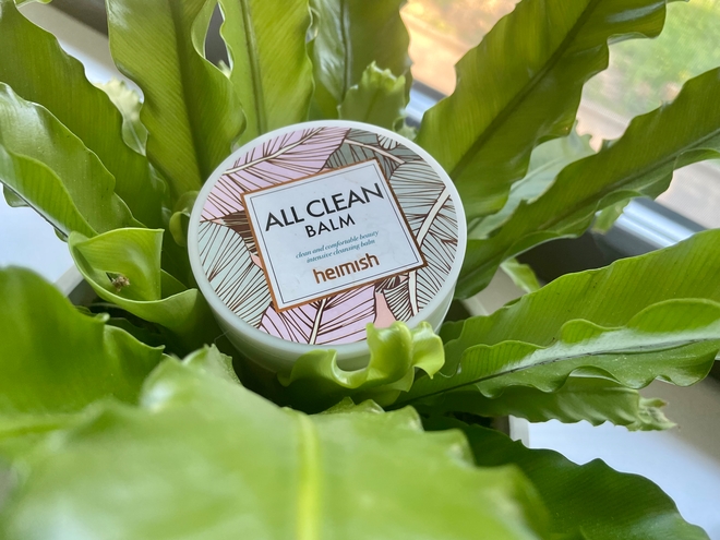 И все вроде бы ничего, пока не попробовала All Clean Balm от Heimish