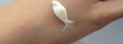 Красота в простоте. Простота в деталях. Clarins Gentle Refiner Exfoliating Cream With Microbeads Смягчающий и отшелушивающий крем с микрогранулами