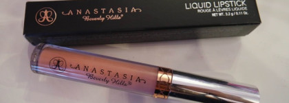Безупречный нюд с Anastasia Beverly Hills Liquid Lipstick in Pure Hollywood