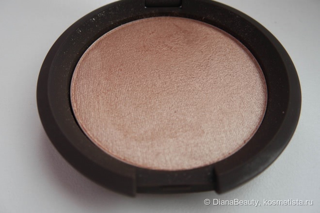 Becca Shimmering Skin Perfector Pressed in Opal