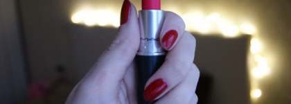 MAC Retro Matte Lipstick Relentlessly Red