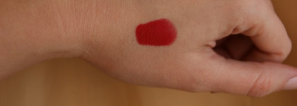 L'Oreal Color Riche Collection Exclusive Pure Reds. Оттенок J Lo's Pure Red