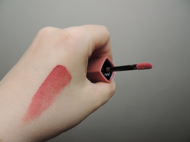Мега комфортная матовая Bourjois Rouge Edition Velvet lipstick №10