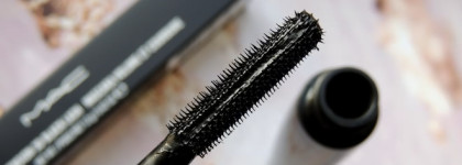 MAC In Extreme Dimension 3D Black Lash Mascara