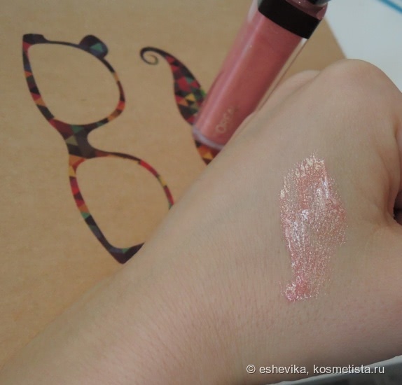 Мега-блеск для губ L'Oreal Paris Infaillible Xtreme Resist в оттенке 505 Never Let Me Go