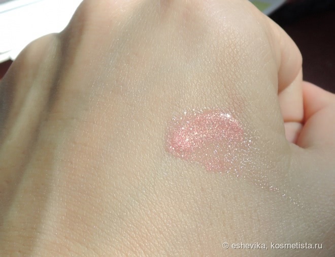 Мега-блеск для губ L'Oreal Paris Infaillible Xtreme Resist в оттенке 505 Never Let Me Go