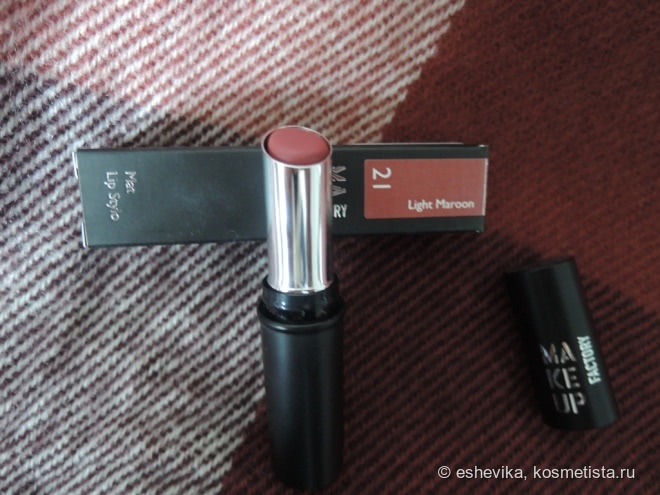 Помада Mat Lip Stylo от Make Up Factory в оттенке Light Maroon
