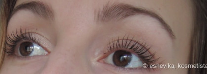 Одна из самых любимых – тушь для ресниц Masterpiece Max от MaxFactor в оттенке Black