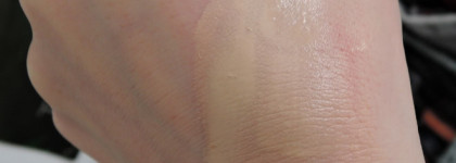 Тональная основа MAC Studio Waterweight SPF 30 Foundation в оттенке NC15