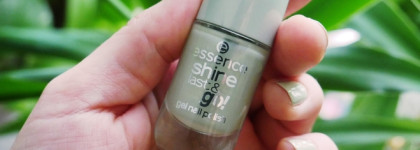 Нежная фисташка на ногтях с Essence 61 Running Wild