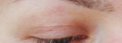 Maybelline color tattoo 24 hr by eyestudio в оттенке 40-Permanent Taupe практичный и надежный