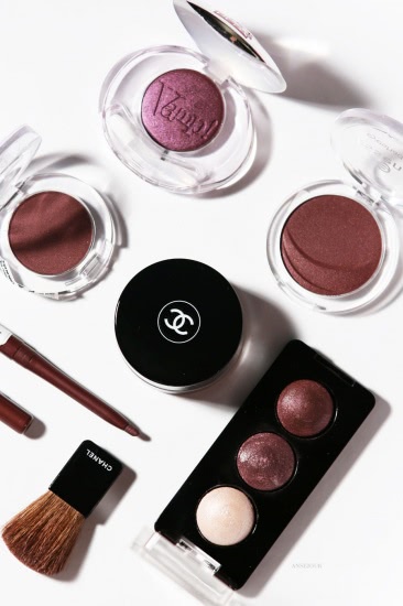 Ищем аналог в масс-маркете Chanel Rouge Noir (Chanel Illusion D’Ombre Long Wear Luminous Eyeshadow 857 Rouge Noir)