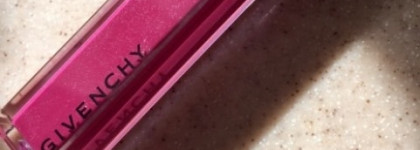 Givenchy Gloss Interdit Ultra Shiny Color Plumping Effect #10 Idyllic Plum