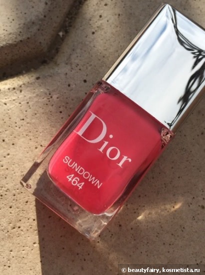 Яркое знойное лето с Dior Vernis Couture Colour Gel Shine And Long Wear Nail Lacquer #464 Sundown