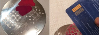 Нежный стемпинг-дизайн для "дня Влюбленных".P.s. С Konad конечно!)