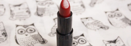 Идеальный красный Rimmel Lasting Finish by Kate Moss #01