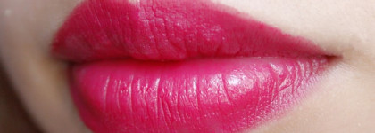 Летняя фуксия Essence Longlasting Lipstick #12 Blush my lips