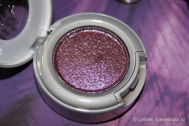 Urban Decay Moondust Eyeshadow Shockwave