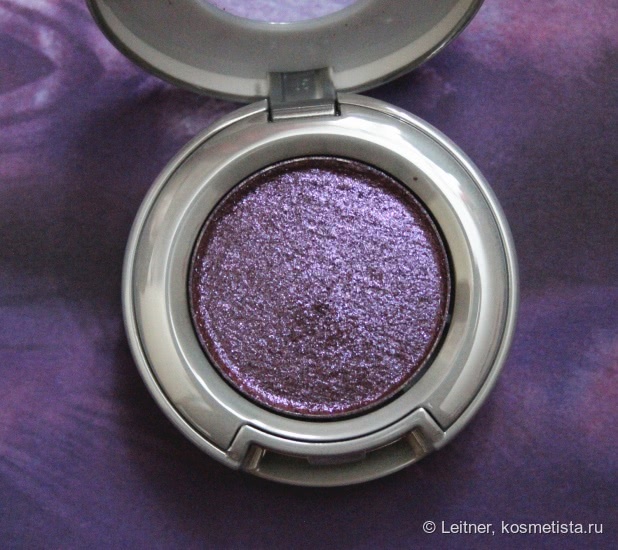 Urban Decay Moondust Eyeshadow Shockwave