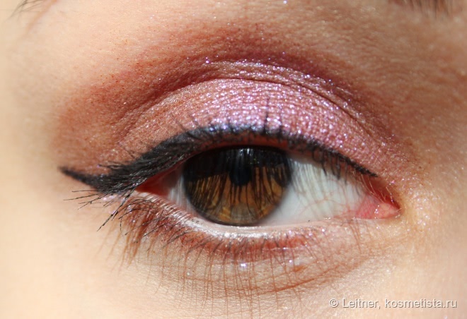 Urban Decay Moondust Eyeshadow Shockwave