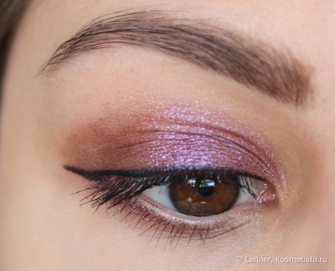 Urban Decay Moondust Eyeshadow Shockwave