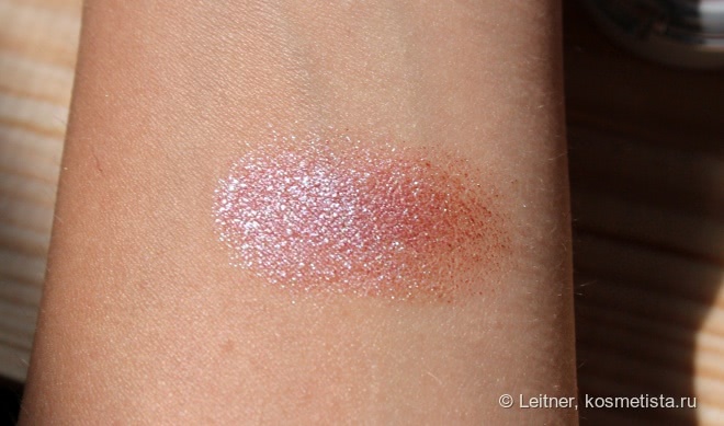 Дуохромов пост: Urban Decay Eyeshadow Lounge & Moondust Eyeshadow Solstice