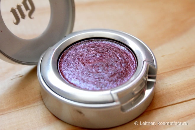 Дуохромов пост: Urban Decay Eyeshadow Lounge & Moondust Eyeshadow Solstice