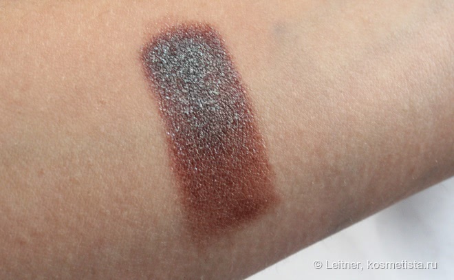 Дуохромов пост: Urban Decay Eyeshadow Lounge & Moondust Eyeshadow Solstice
