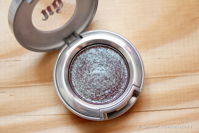 Дуохромов пост: Urban Decay Eyeshadow Lounge & Moondust Eyeshadow Solstice
