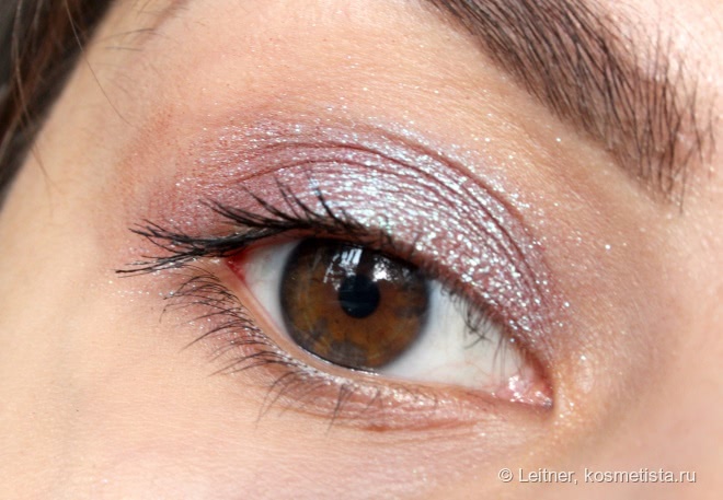Дуохромов пост: Urban Decay Eyeshadow Lounge & Moondust Eyeshadow Solstice