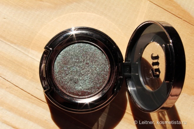 Дуохромов пост: Urban Decay Eyeshadow Lounge & Moondust Eyeshadow Solstice