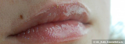 Блеск-бальзам в который я влюбилась с первого применения. Givenchy Gelee D'interdit Gloss Balm Crystal Shine № 2 Celestial Black