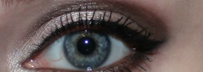 Сочетание спокойных и ярких оттенков в одной палетке - Pupa Pupart Eyeshadow palette (тон 04 изумрудный + бежевый)