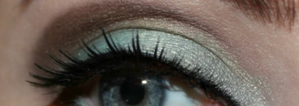 Сочетание спокойных и ярких оттенков в одной палетке - Pupa Pupart Eyeshadow palette (тон 04 изумрудный + бежевый)