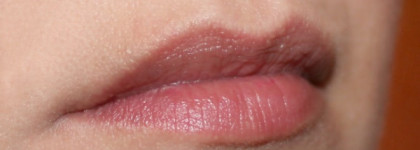 Эффект зацелованных губ от Divage Aqua Tint Lip and Cheek Pigment №3