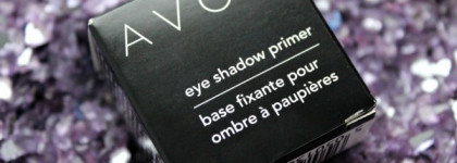 Бюджетная помощница для стойкого макияжа - Основа под тени Avon