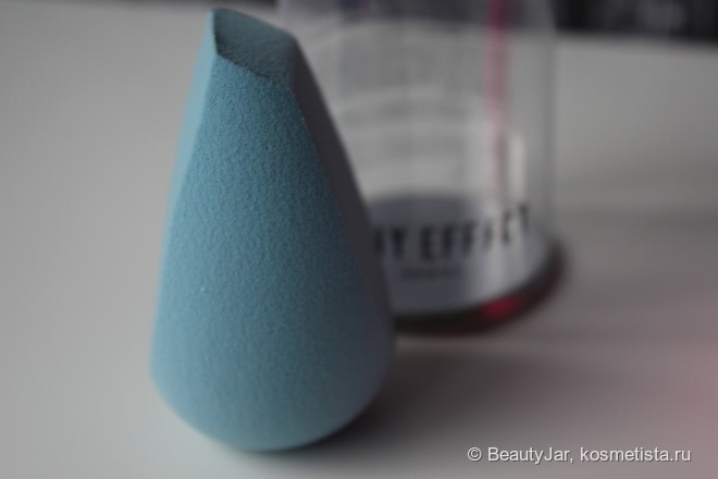 Жёсткое противостояние мягких спонжей: может ли Pony Effect Pebble Blender конкурировать с BeautyBlender Original ?