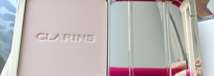 Clarins Teint compact haute tenue SPF 15 everlasting compact foundation 103 ivory: Нежная компашка – отличный результат)