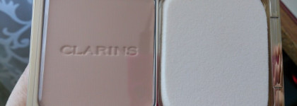 Clarins Teint compact haute tenue SPF 15 everlasting compact foundation 103 ivory: Нежная компашка – отличный результат)