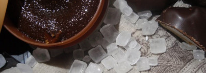 Насколько хорош Маска-скраб Tony Moly Gold Black Sugar Mask, как он действует и нужен ли он нам?