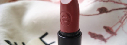 Помада Essence Longlasting Lipstick в оттенке #06 Barely There