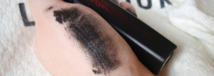 Тушь для ресниц Limoni Maximalist Mascara в оттенке #01 black