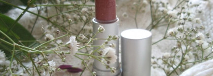 Губная помада Catrice Luminous Lips Lipstick в оттенке #120 Wood Rose Propose?
