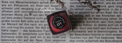 Губная помада Stellary Matte Lipstick в неоновом оттенке #01 Ослепительный луч