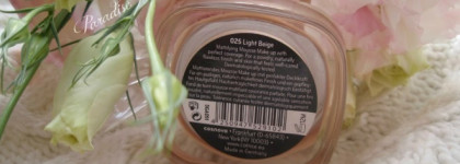 Тональный мусс для лица Catrice matt mousse make-up 12h even finish invisible pores&lines в оттенке #025 Light beige