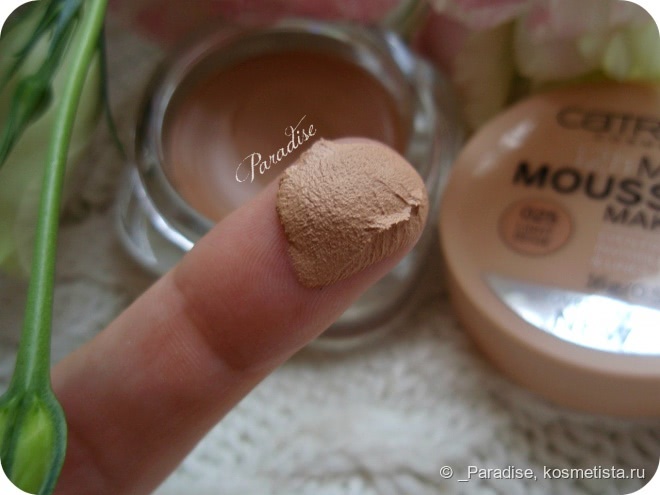Тональный мусс для лица Catrice matt mousse make-up 12h even finish invisible pores&lines в оттенке #025 Light beige