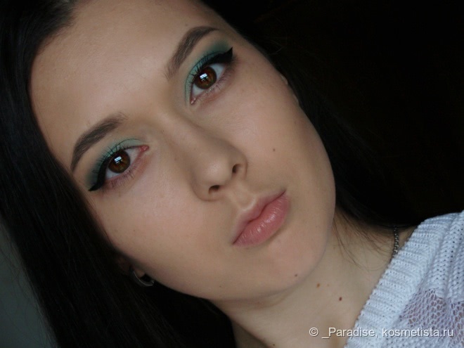 Тональный мусс для лица Catrice matt mousse make-up 12h even finish invisible pores&lines в оттенке #025 Light beige